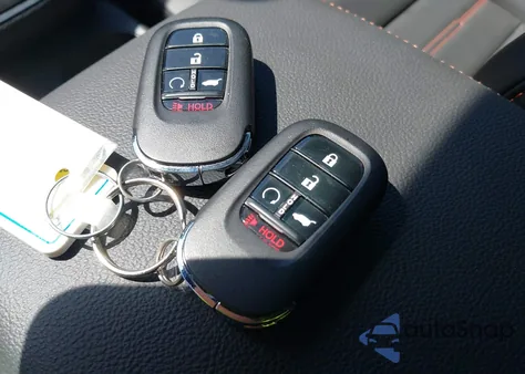 2025 Honda Cr-V Hybrid Sport-L z USA, uszkodzony, nr VIN 7FARS5H82SE001975